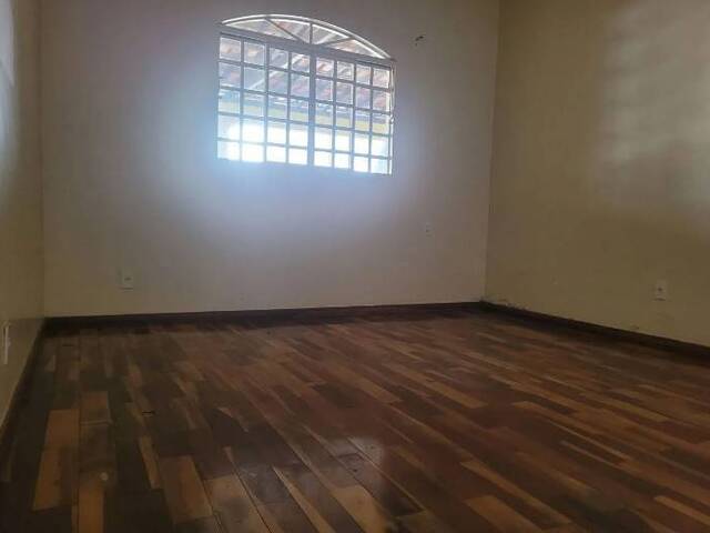 #9 - Casa para Venda em Belo Horizonte - MG - 3