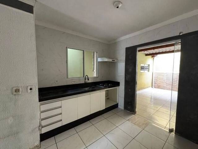 #24 - Casa para Venda em Araçatuba - SP - 3