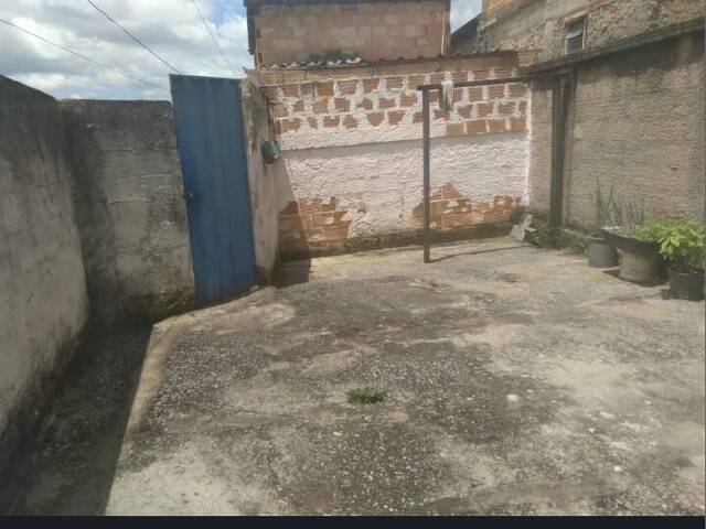 Casa para Venda em Belo Horizonte - 4