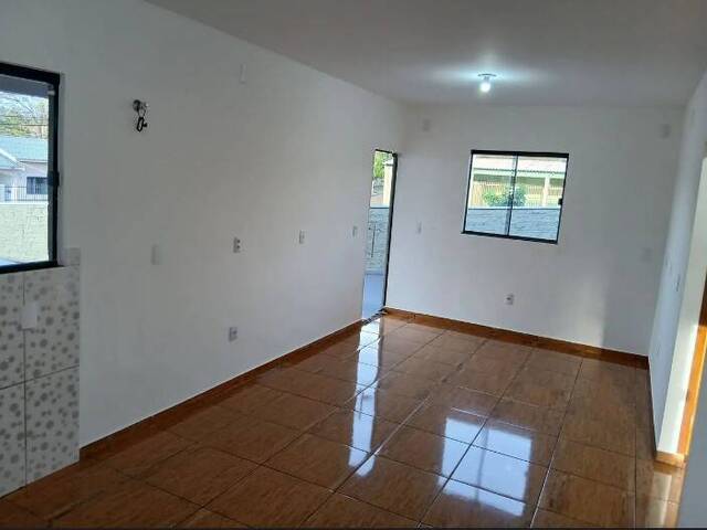#72 - Casa para Venda em Londrina - PR - 2