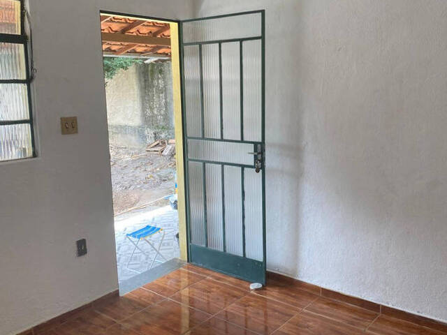 #57 - Casa para Venda em Belo Horizonte - MG - 2